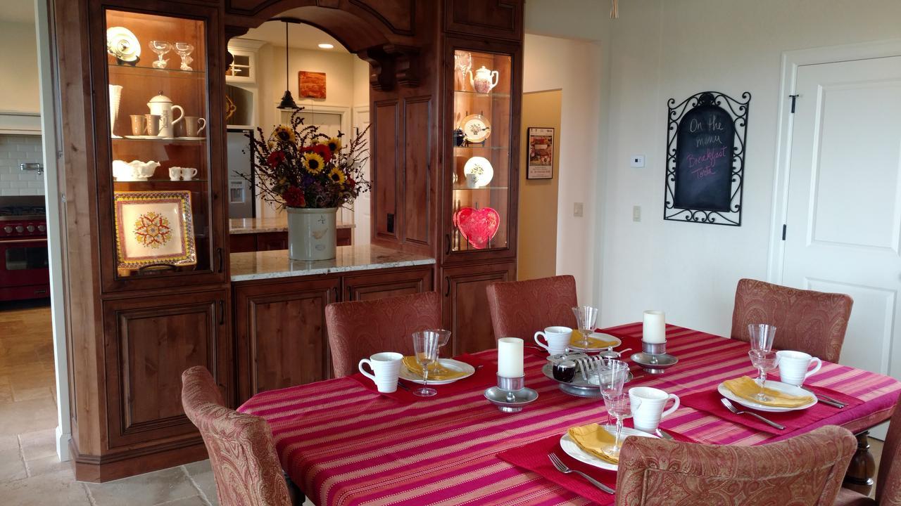 Casale Bed and Breakfast Forest Grove Exteriör bild